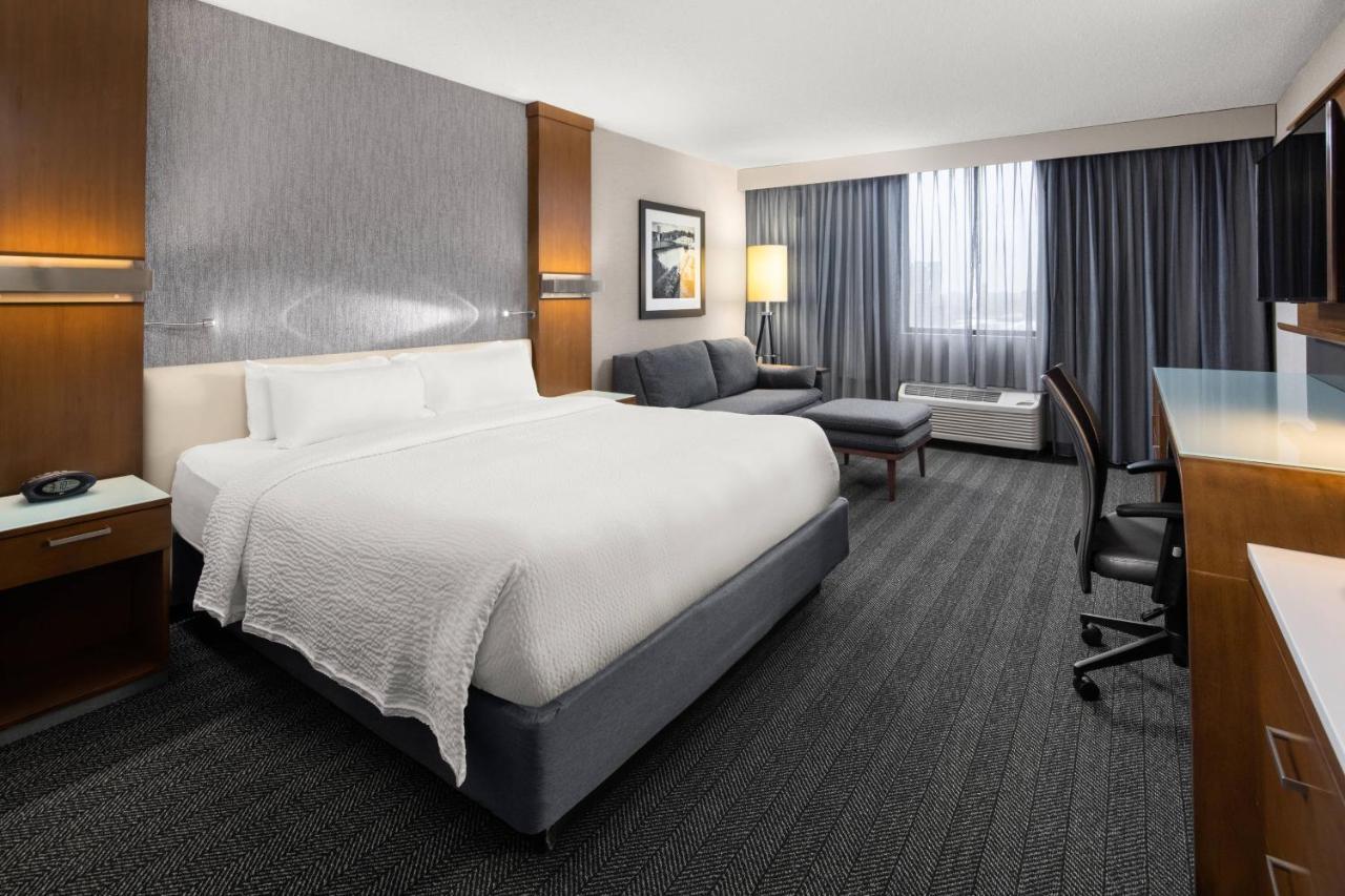 Courtyard By Marriott Minneapolis Downtown Zewnętrze zdjęcie