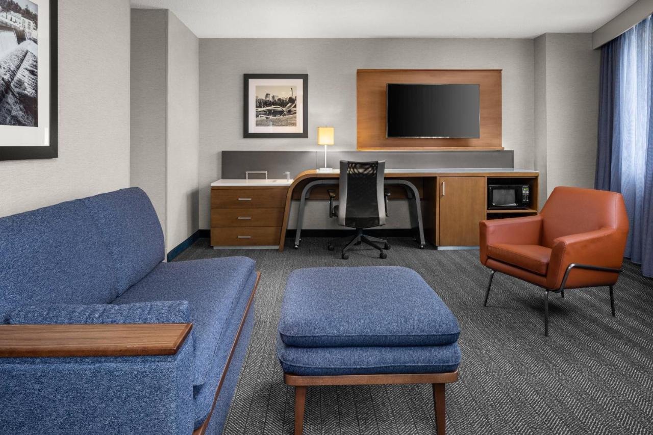 Courtyard By Marriott Minneapolis Downtown Zewnętrze zdjęcie