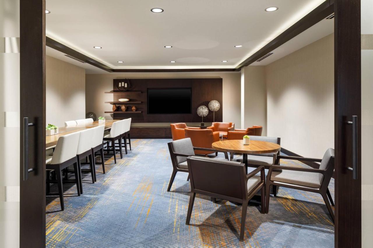 Courtyard By Marriott Minneapolis Downtown Zewnętrze zdjęcie
