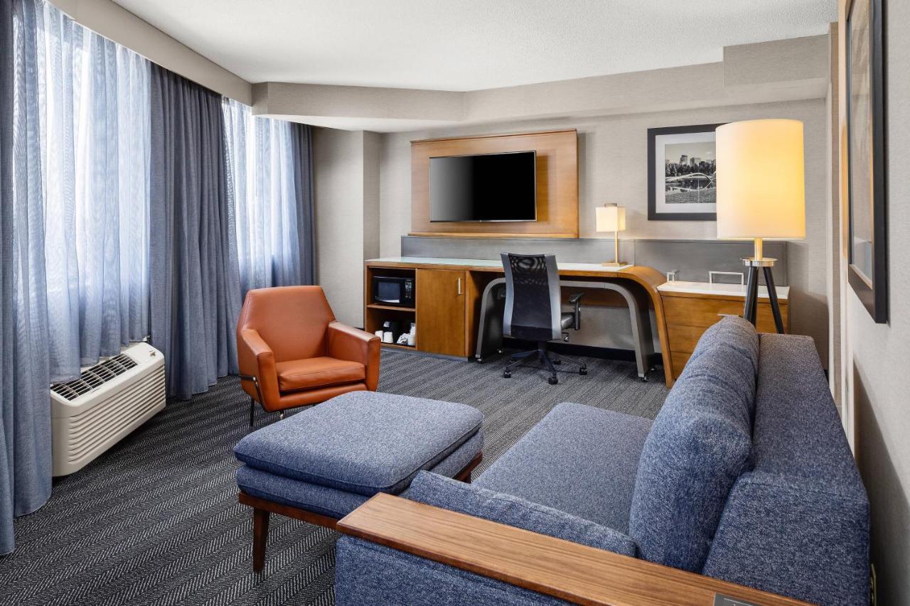Courtyard By Marriott Minneapolis Downtown Zewnętrze zdjęcie