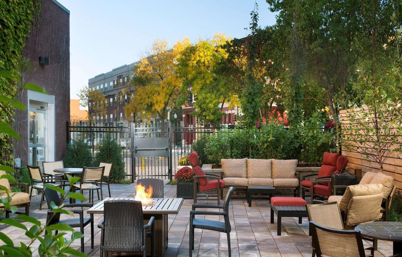 Courtyard By Marriott Minneapolis Downtown Zewnętrze zdjęcie